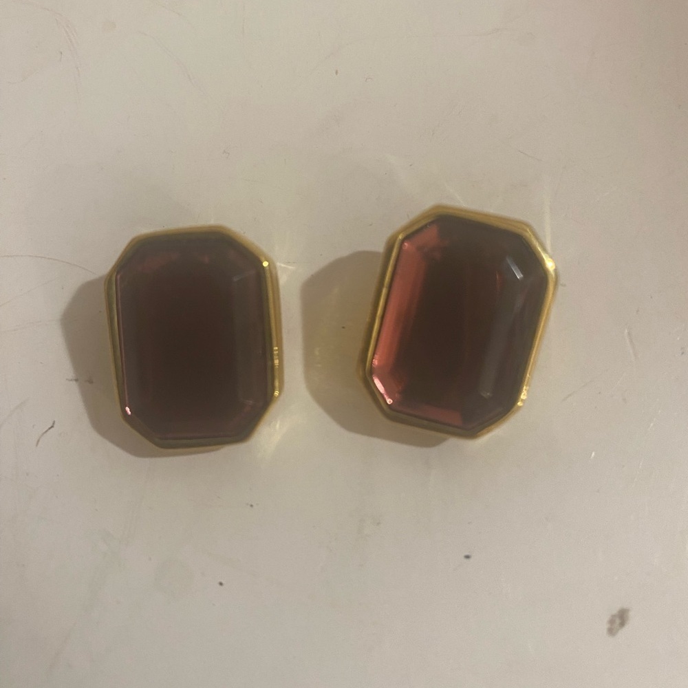 Elegant Gold and Red Gemstone Clip On Earrings (NZ)